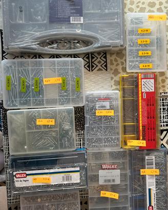 Assortimento viti, chiodi