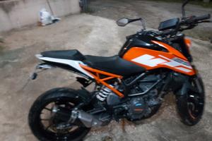 ktm Duke 125