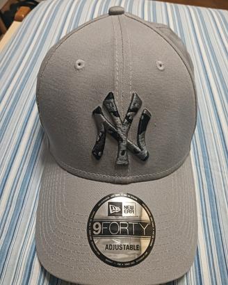 cappellino uomo grigio 