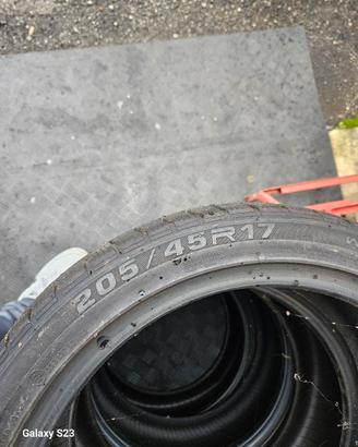 4 gomme invernali Momo 