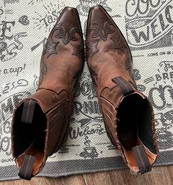 Stivaletti Sendra nuovi mai usati