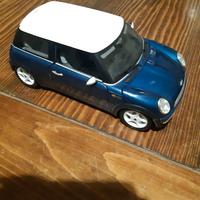 Modellino di auto mini cooper collezione burago