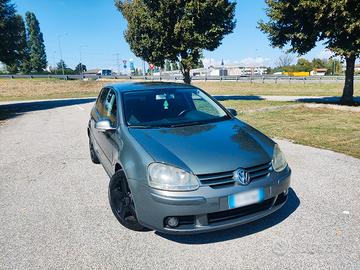 Golf 5 2.0 TDI Sportline