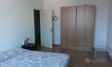 Singola molto grande solo ragazze