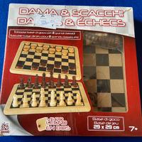 Gioco scacchi nuova