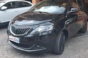 Lancia Ypsilon 1.0 FireFly 5 porte S&S Hybrid Silv