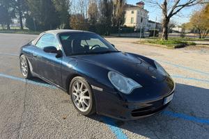 Porsche 911 Carrera Cabriolet modello 996