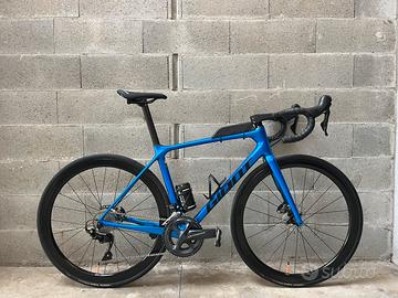 GIANT TCR Advanced Pro 2 Disc KOM - 2020