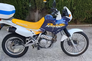 HONDA DOMINATOR 650 uniproprietario