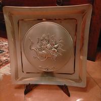 piatto ornamentale con placca in argento 925