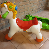 Cavallo dondolo Clementoni