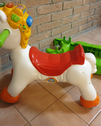 Cavallo dondolo Clementoni