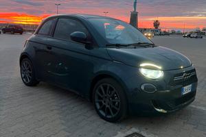 FIAT 500e Action Berlina 23,65 kWh 95cv