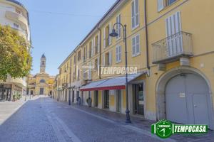 TRILOCALE CON BOX IN PIENO CENTRO