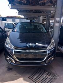 PEUGEOT 208 RICAMBI USATI