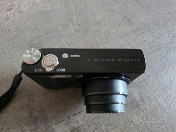 ricoh R10 compatta