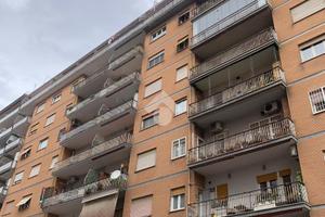 2 LOCALI A ROMA