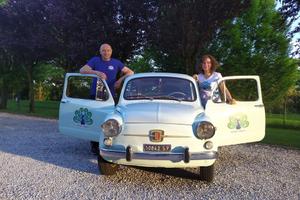 Fiat 600 azzurro