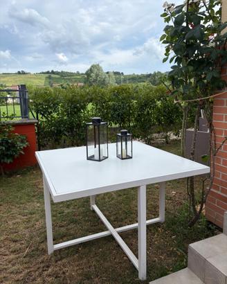 Tavolo da giardino / terrazzo bianco