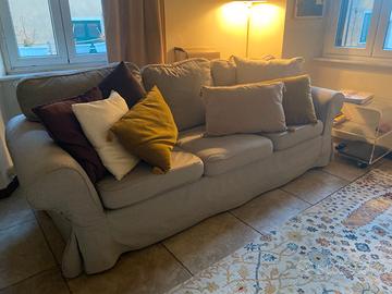 Divano Ikea  "EKTORP"
