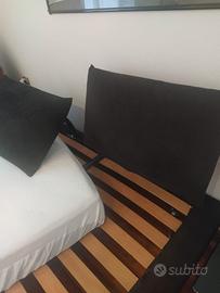 Letto matrimoniale doghe legno con testata