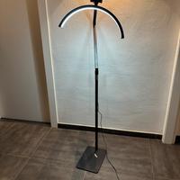 Lampada Da Pavimento Moon con Stativo Pieghevole