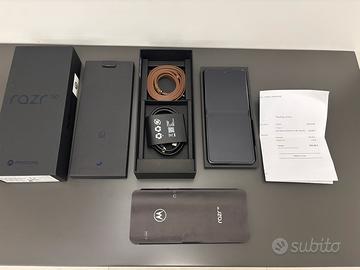 Motorola razr 50 del 21/02/2025 mediaworld