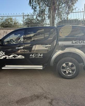 Mitsubishi l200