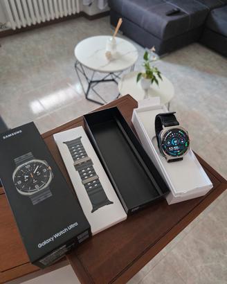SAMSUNG GALAXY WATCH ULTRA 2025