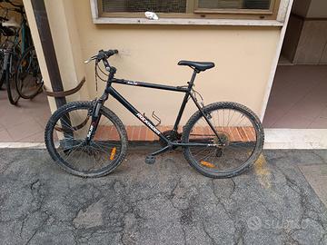 Mountain Bike - Rockrider