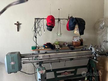 MACCHINA PER LE MAGLIE