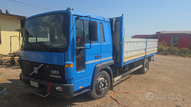 Camion Volvo FL6