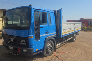 Camion Volvo FL6