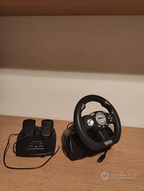 volante e pedaliera per videogiochi 
