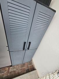 mobile esterno in resina