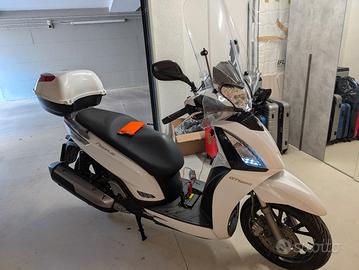 Kymco people GTI 200