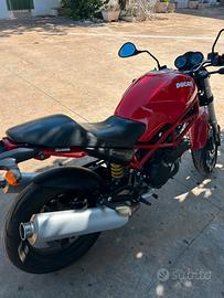 Ducati monster 695