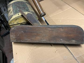 Pialla in legno
