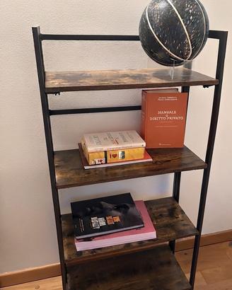 Scagfale stile industriale