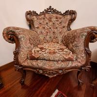 Coppia di poltrone antiche