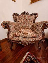 Coppia di poltrone antiche