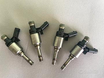 4 INIETTORI Originali VW AUDI SEAT SKODA 06H906036