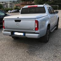 Chiusura cassone pick up Mercedes X