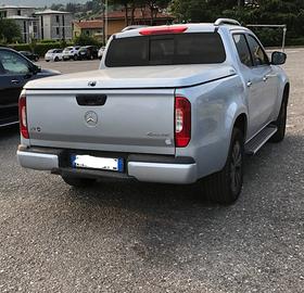 Chiusura cassone pick up Mercedes X