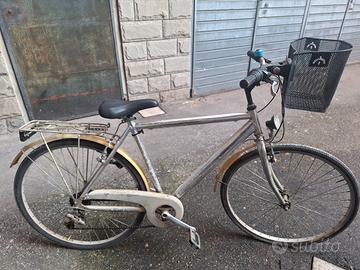 Bicicletta 28