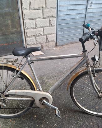 Bicicletta 28