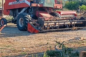 Mietitrebbia laverda m 112
