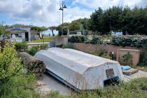 Scafo "Callegari e Ghigi". Parte superiore celeste