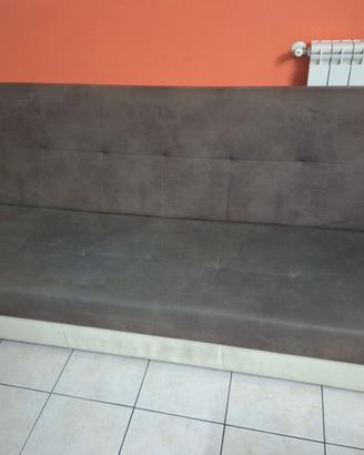 Divano letto con contenitore sotto