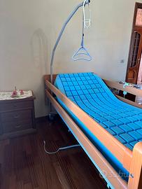 Letto da degenza elettrico / letto per anziani 